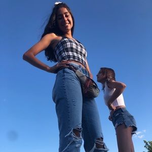 Meet your Posher, Isabella